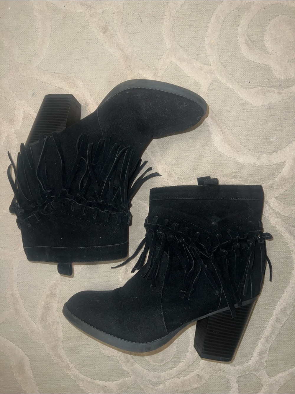 NWOT🌷CATO🌷Black fringe fabric upper faux suede stack heeled bootie